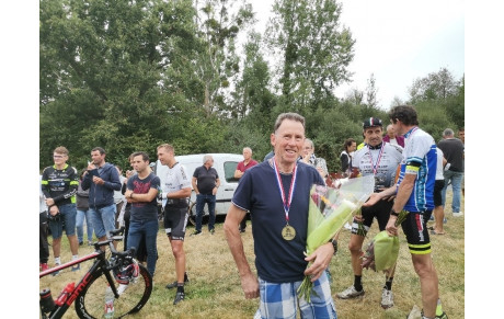 Courses cyclistes  de Mégrit, belle prestation de Jacky DROUET